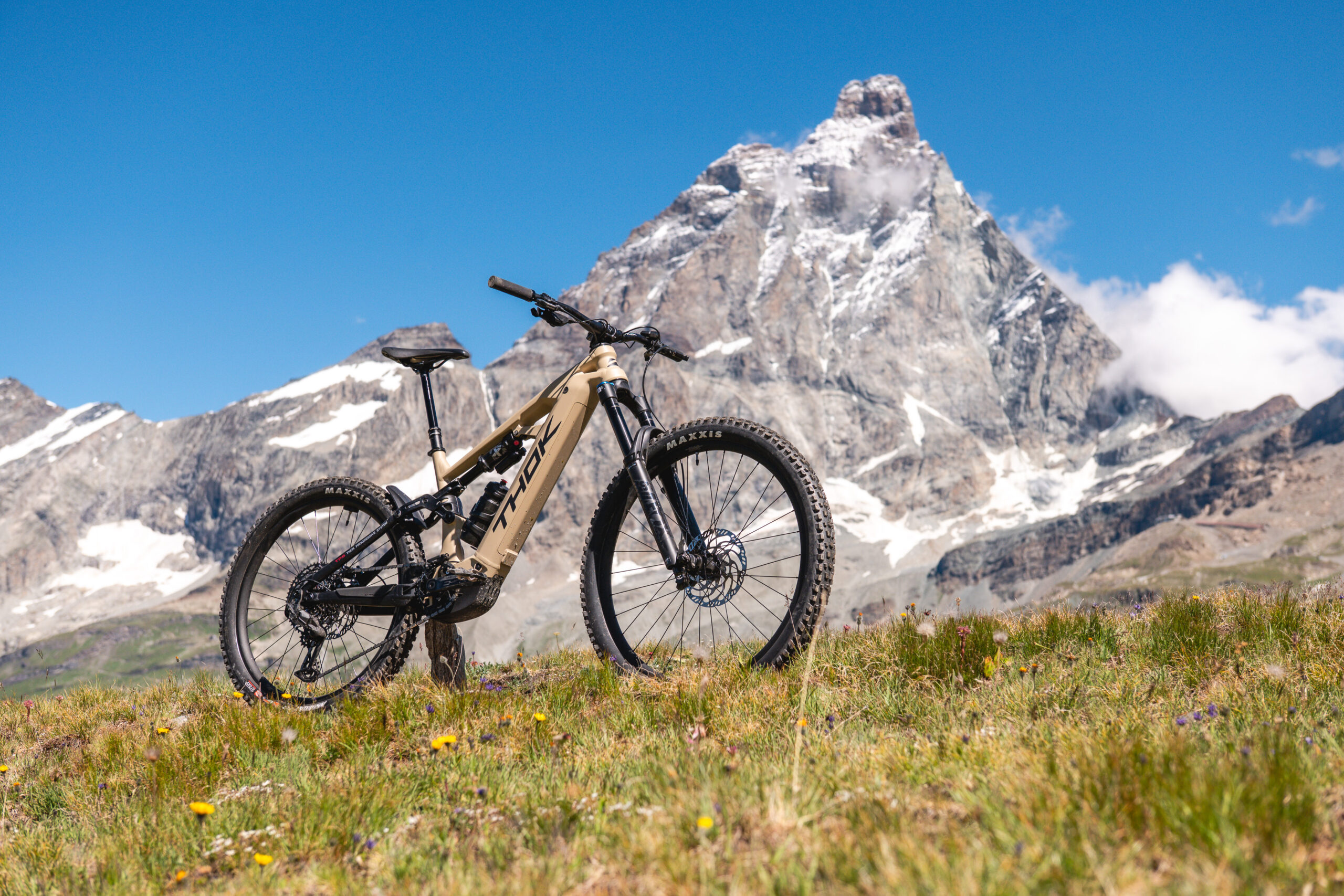 TK02 S: Neues Enduro-E-MTB mit Bosch CX Gen 5 von THOK